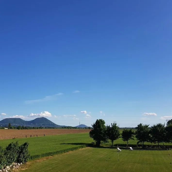 Agriturismo La Sophora Montegaldella 0*,  Italië